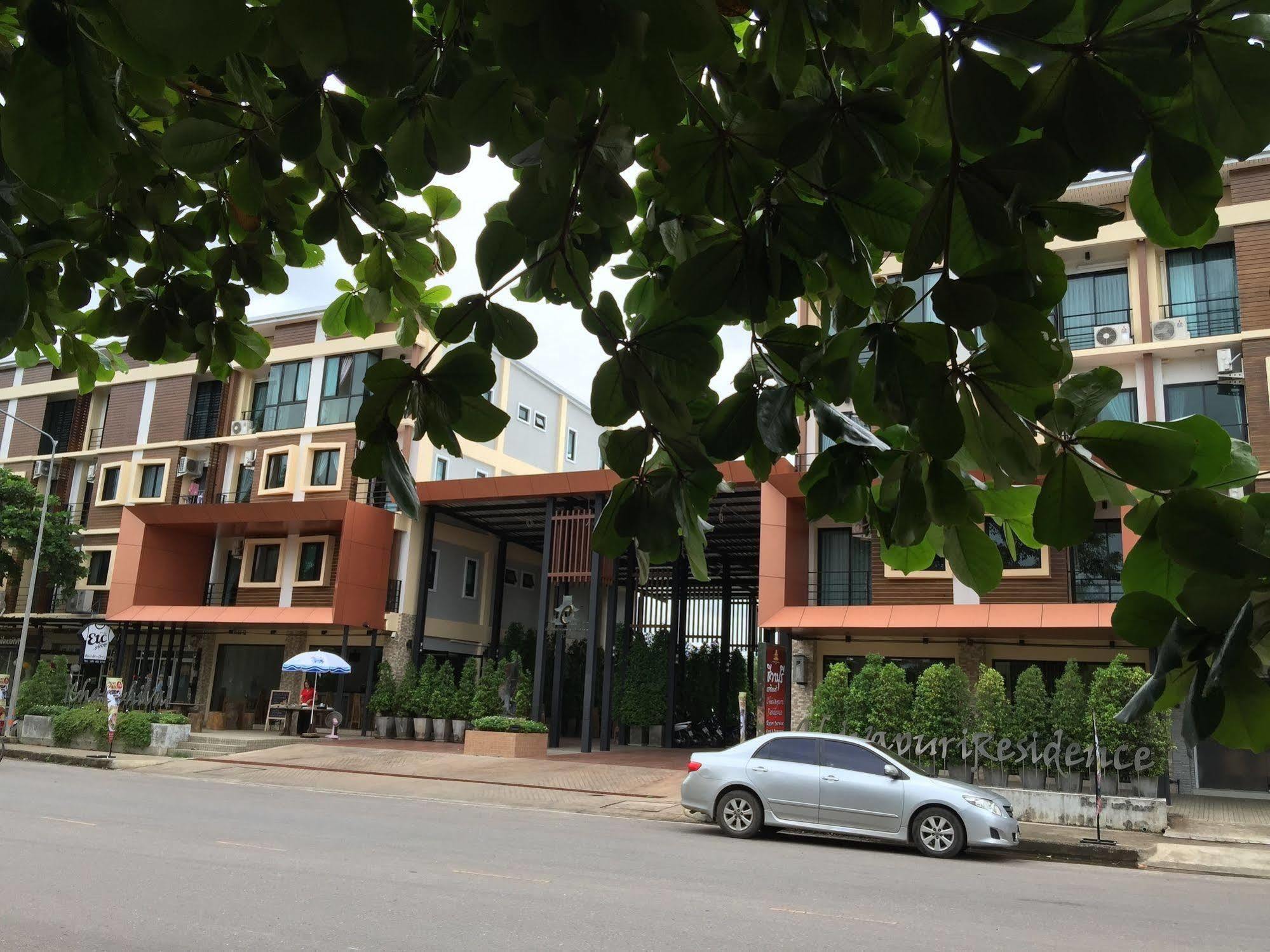Chivapuri Trat Hotel Exterior photo